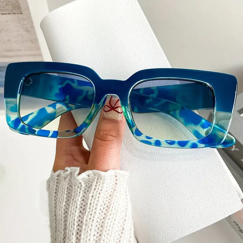 Chic Rectangle